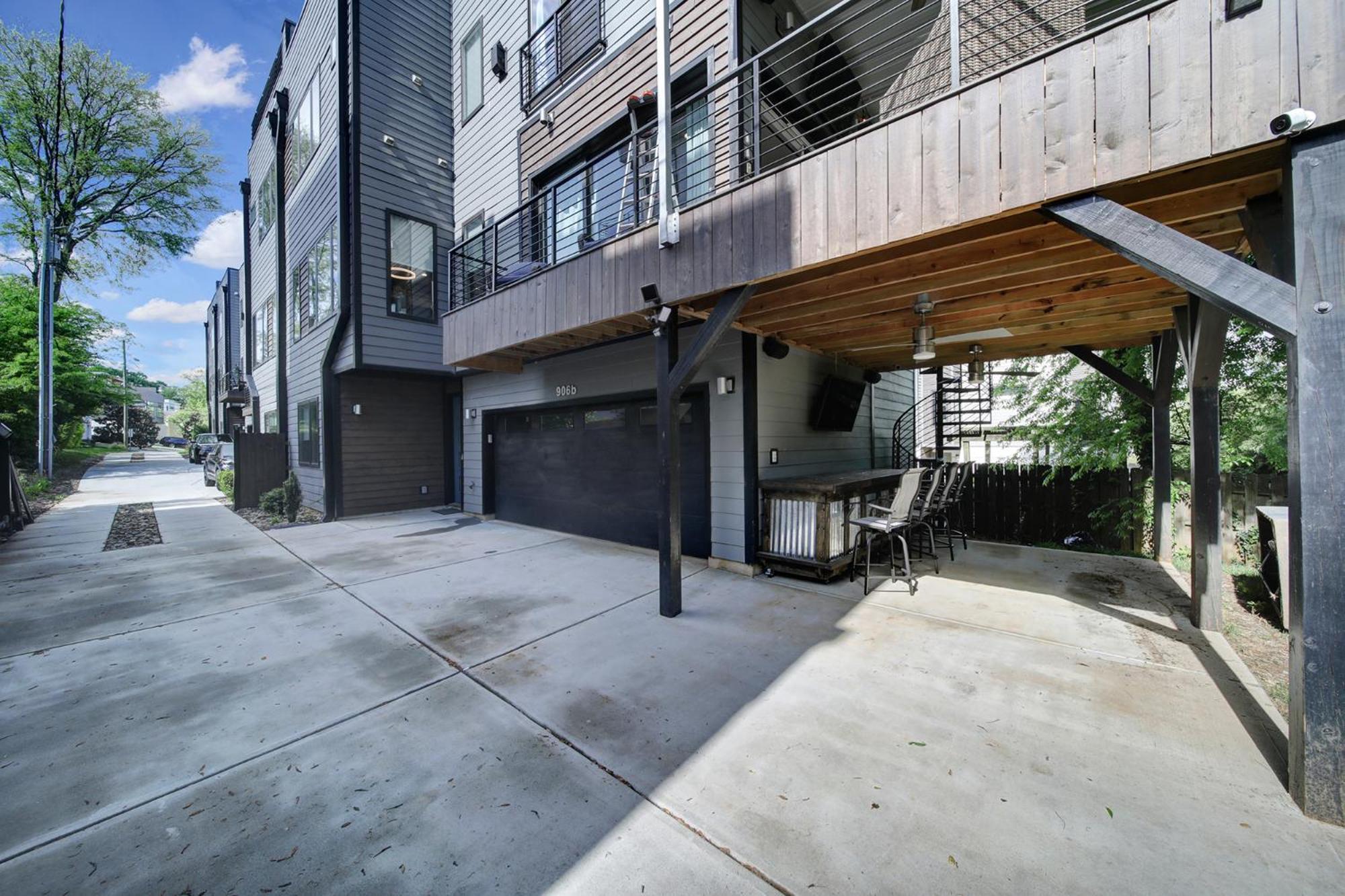 שרלוט 906 Westbrook B City Views Rooftop Hot Tub And Short Walk To Stadium מראה חיצוני תמונה