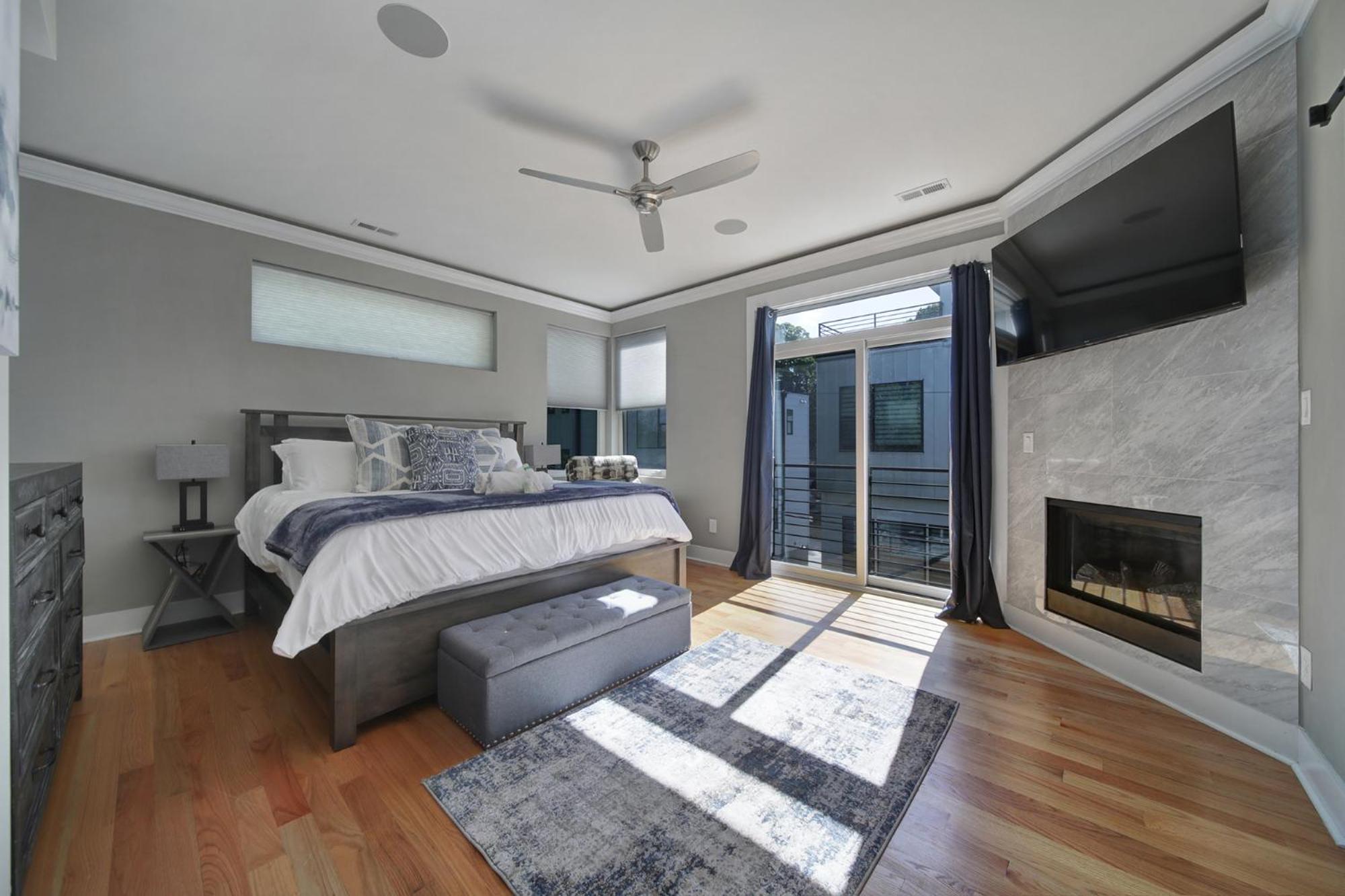 שרלוט 906 Westbrook B City Views Rooftop Hot Tub And Short Walk To Stadium מראה חיצוני תמונה