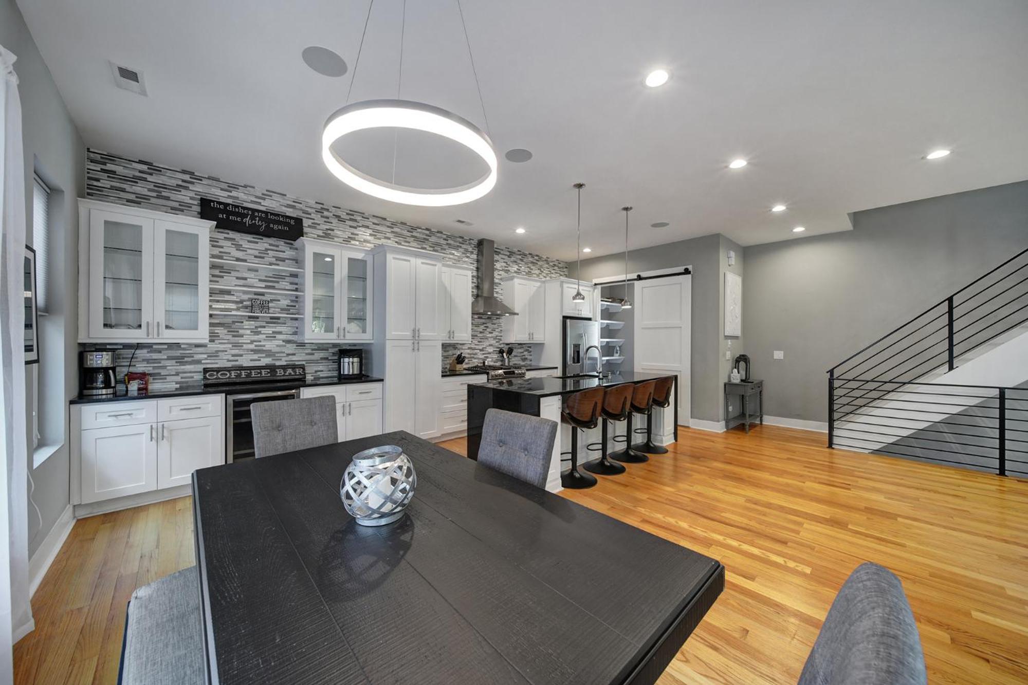 שרלוט 906 Westbrook B City Views Rooftop Hot Tub And Short Walk To Stadium מראה חיצוני תמונה