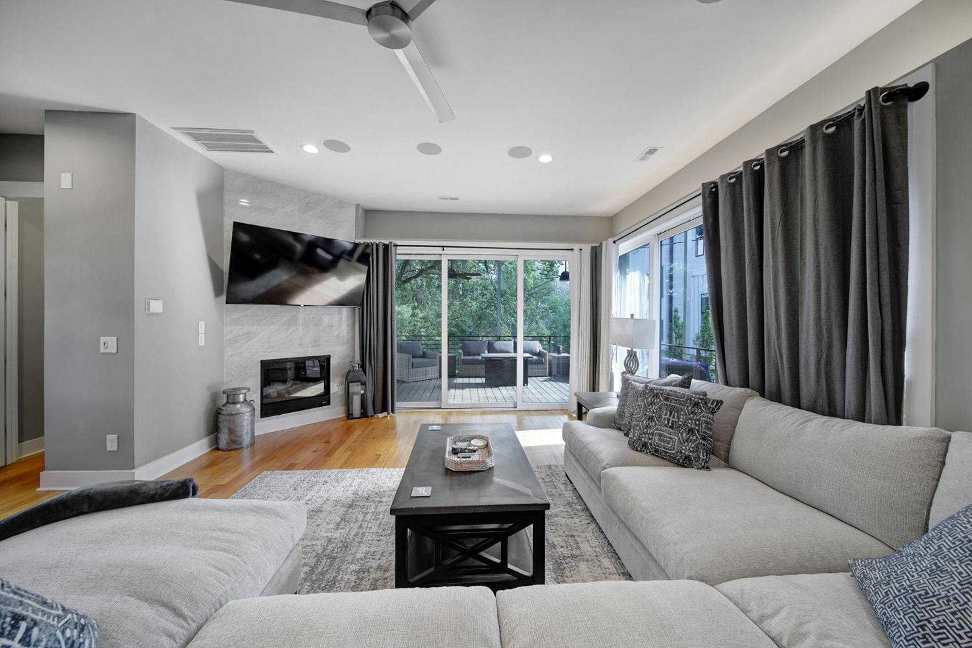 שרלוט 906 Westbrook B City Views Rooftop Hot Tub And Short Walk To Stadium מראה חיצוני תמונה